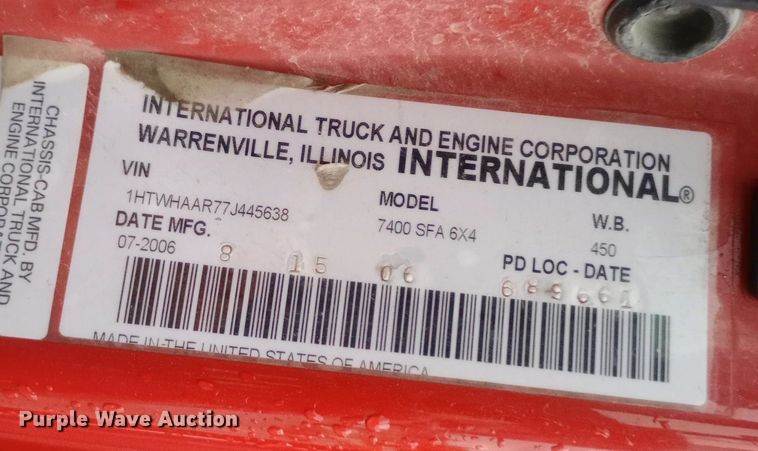 image for item DP1056 2007 International 7400 dump truck