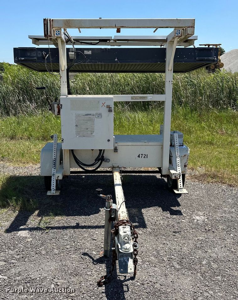 image for item DP1059 American Signal CMS-GP432-T message board trailer