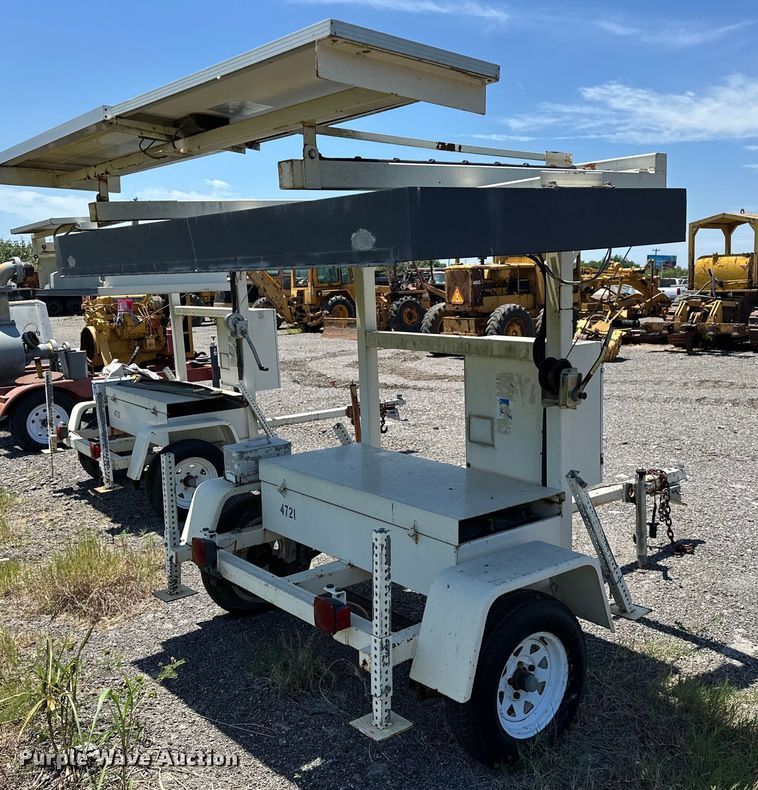 image for item DP1059 American Signal CMS-GP432-T message board trailer