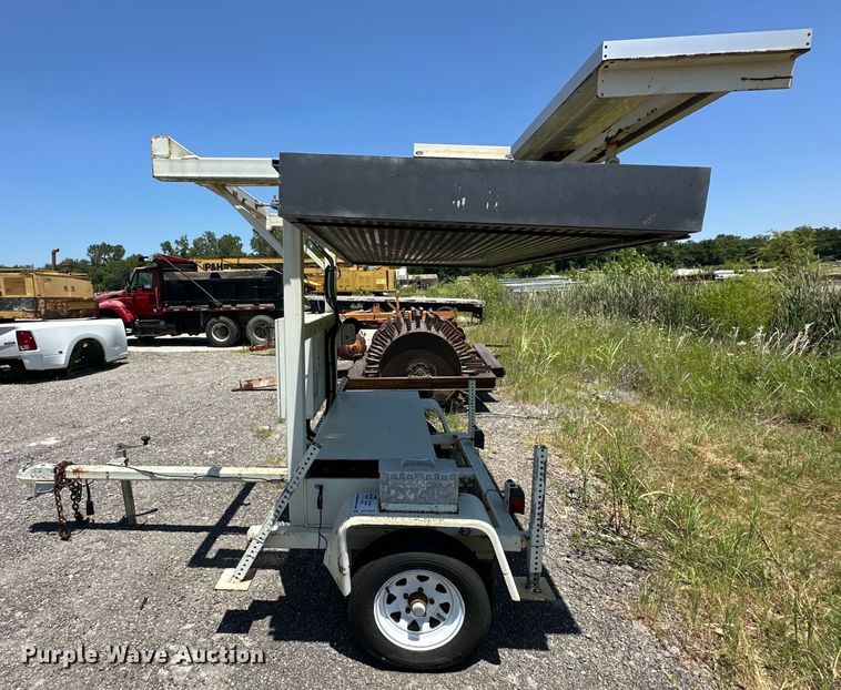 image for item DP1059 American Signal CMS-GP432-T message board trailer