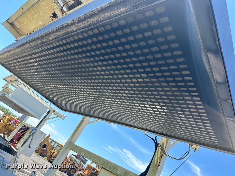 image for item DP1059 American Signal CMS-GP432-T message board trailer