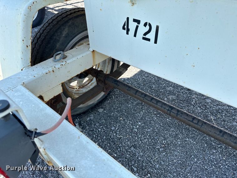 image for item DP1059 American Signal CMS-GP432-T message board trailer