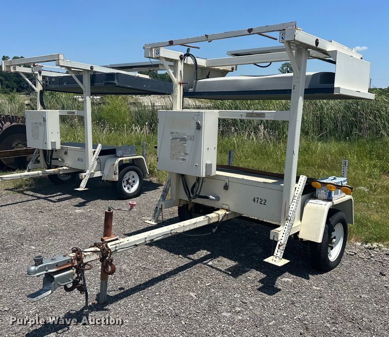 image for item DP1060 American Signal CMS-GP432-T message board trailer