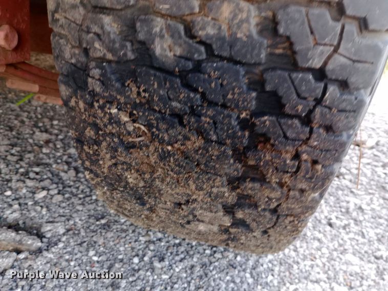 image for item DP1065 1989 Charles Machine Works, Inc. tilt deck equipment trailer