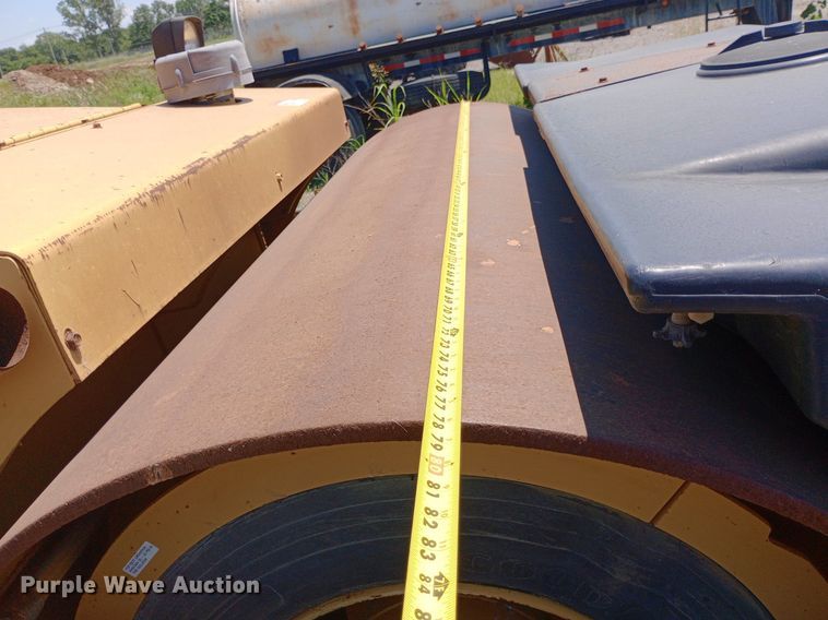 image for item DP1066 Hypac double drum vibratory roller