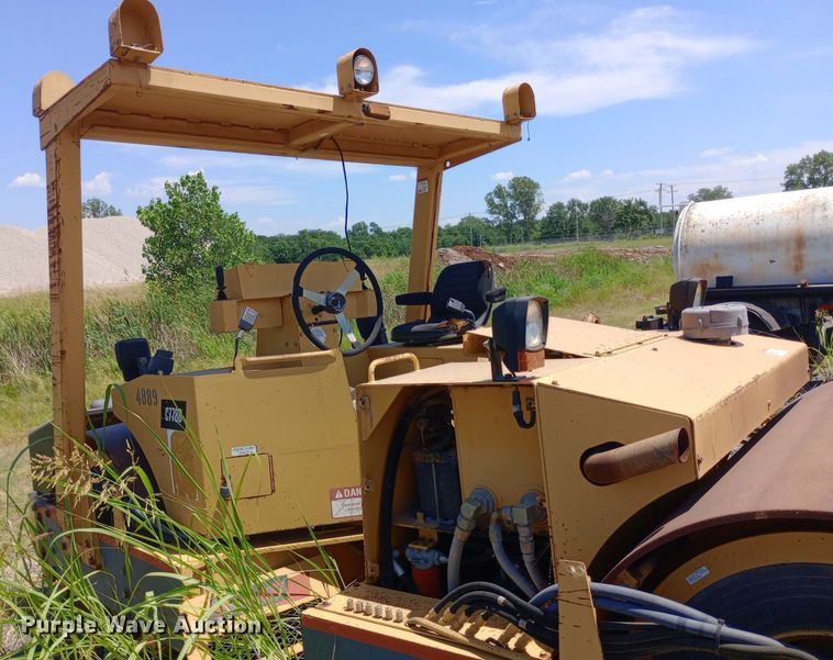 image for item DP1066 Hypac double drum vibratory roller