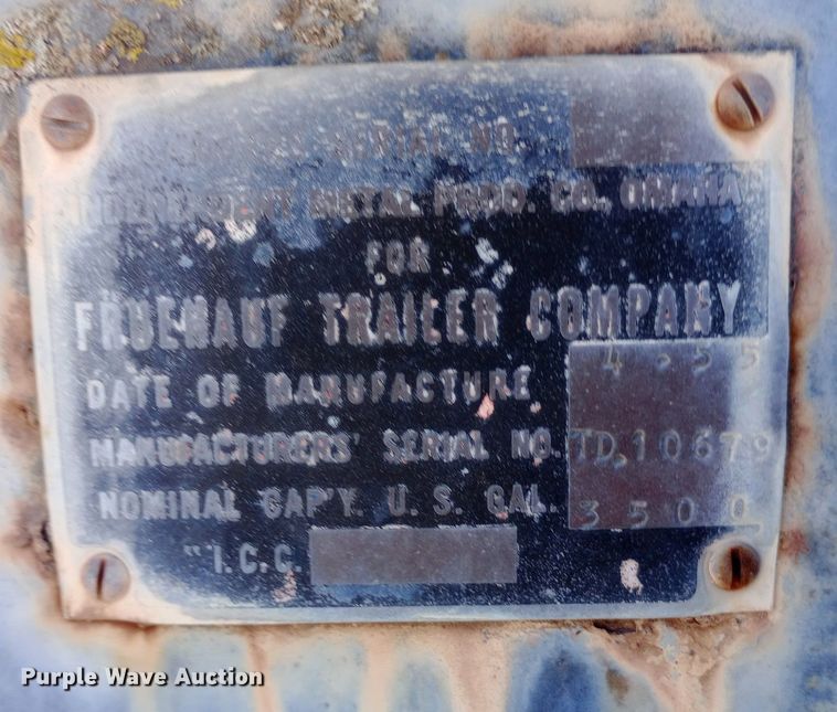 image for item DP1068 1955 Fruehauf tank trailer