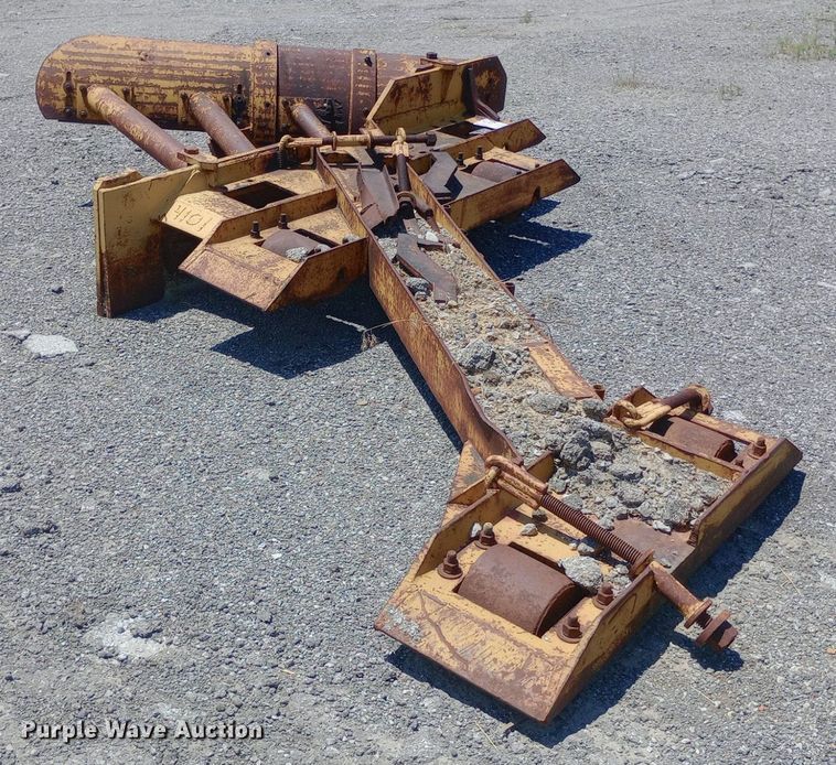 image for item DP1071 Mold board attachment 