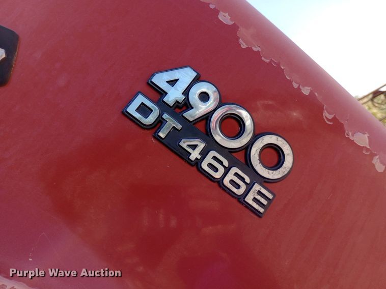 image for item DP1080 2001 International 4900 dump truck