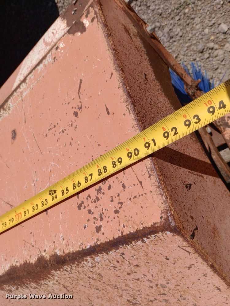 image for item DP1081 1987 Waldon Sweepmaster broom