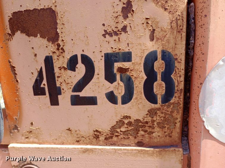 image for item DP1081 1987 Waldon Sweepmaster broom