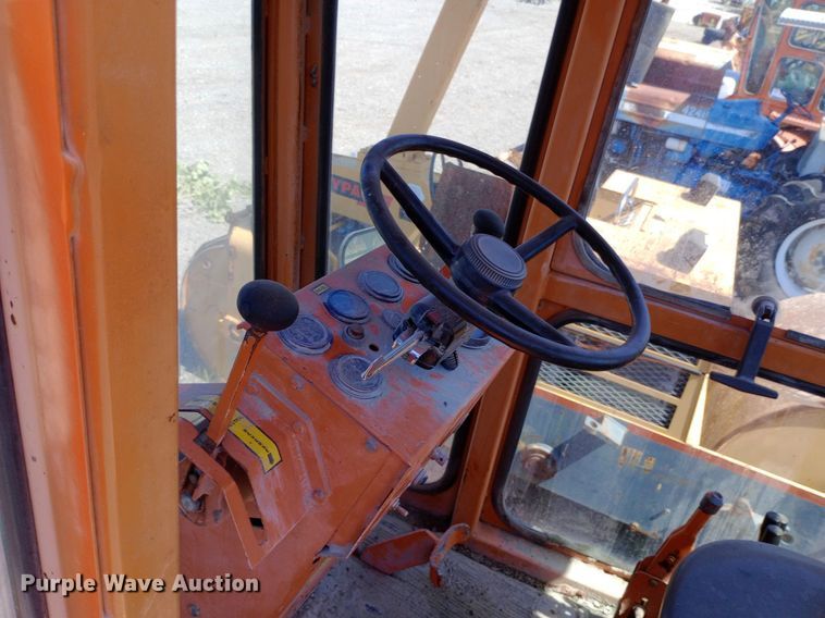 image for item DP1081 1987 Waldon Sweepmaster broom