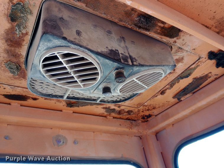 image for item DP1081 1987 Waldon Sweepmaster broom