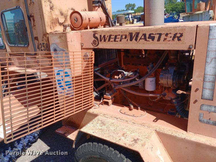 image for item DP1081 1987 Waldon Sweepmaster broom