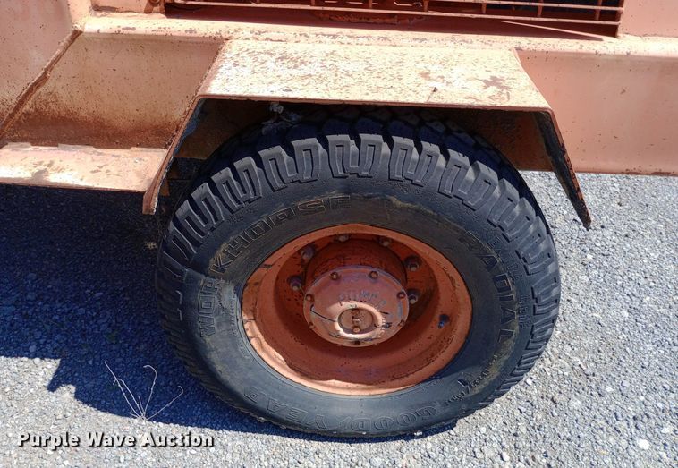 image for item DP1081 1987 Waldon Sweepmaster broom