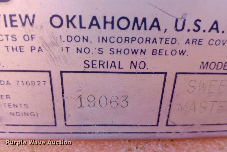 image for item DP1081 1987 Waldon Sweepmaster broom