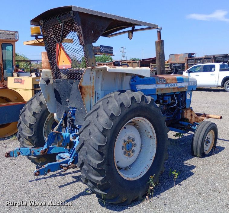 image for item DP1083 1987 Ford 6610 tractor
