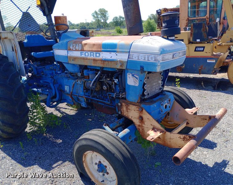 image for item DP1083 1987 Ford 6610 tractor