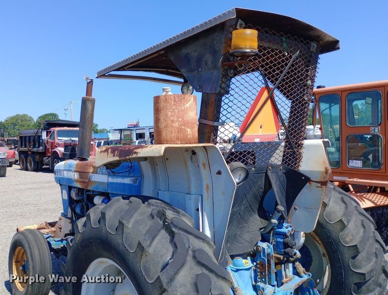 image for item DP1083 1987 Ford 6610 tractor