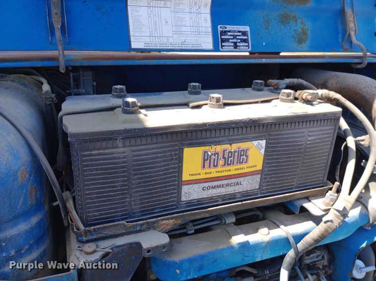 image for item DP1083 1987 Ford 6610 tractor