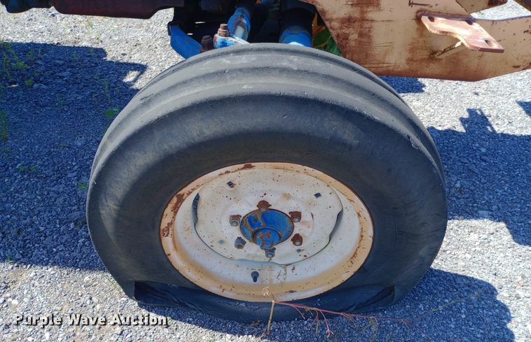 image for item DP1083 1987 Ford 6610 tractor