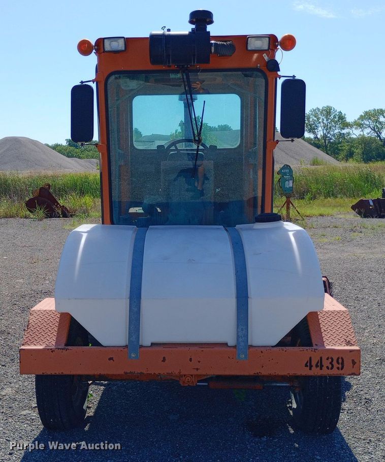 image for item DP1084 2010 Broce Broom KR-350 broom