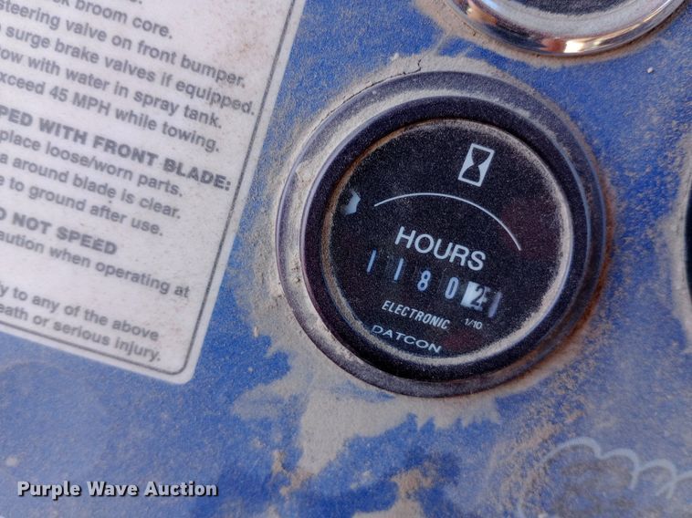 image for item DP1084 2010 Broce Broom KR-350 broom