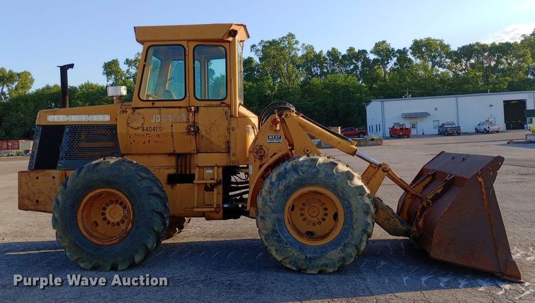 image for item DP1085 1972 John Deere 644A wheel loader