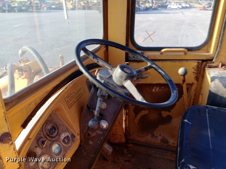 image for item DP1085 1972 John Deere 644A wheel loader