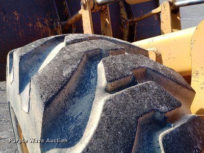 image for item DP1085 1972 John Deere 644A wheel loader