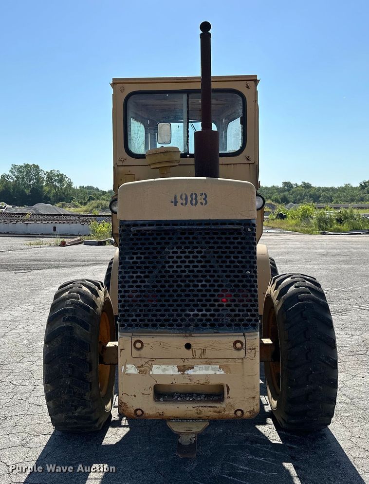 image for item DP1086 1968 John Deere 544 wheel loader