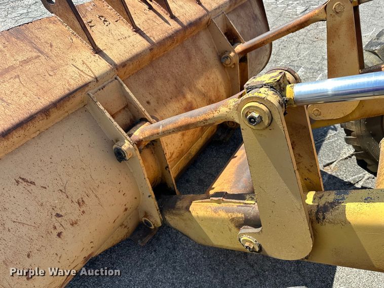 image for item DP1086 1968 John Deere 544 wheel loader