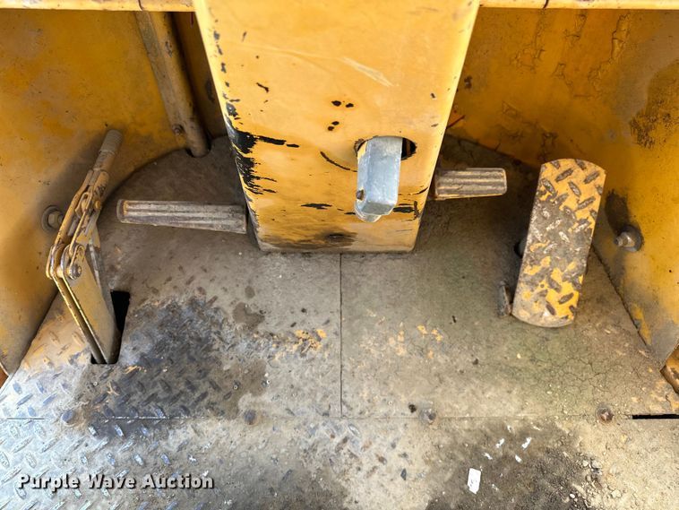 image for item DP1086 1968 John Deere 544 wheel loader