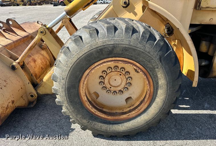 image for item DP1086 1968 John Deere 544 wheel loader