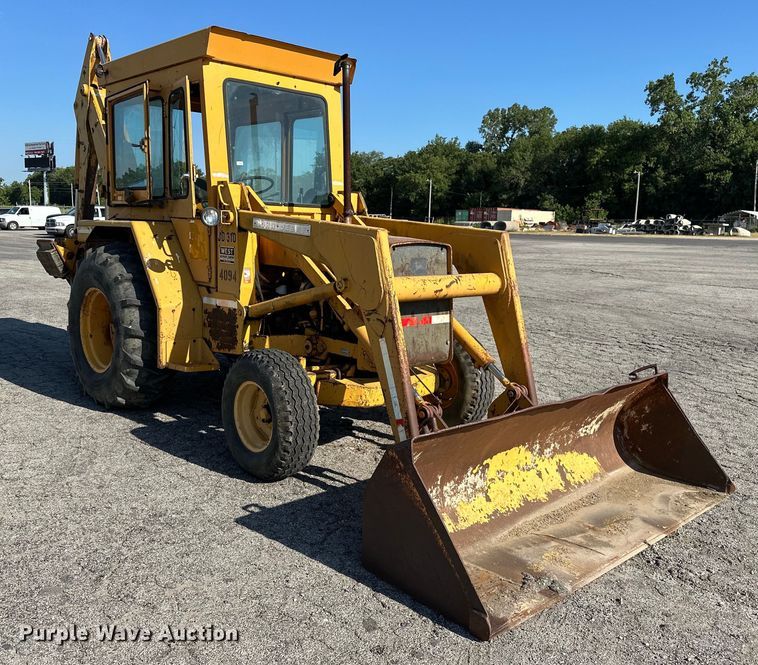 image for item DP1087 1973 John Deere 310 backhoe