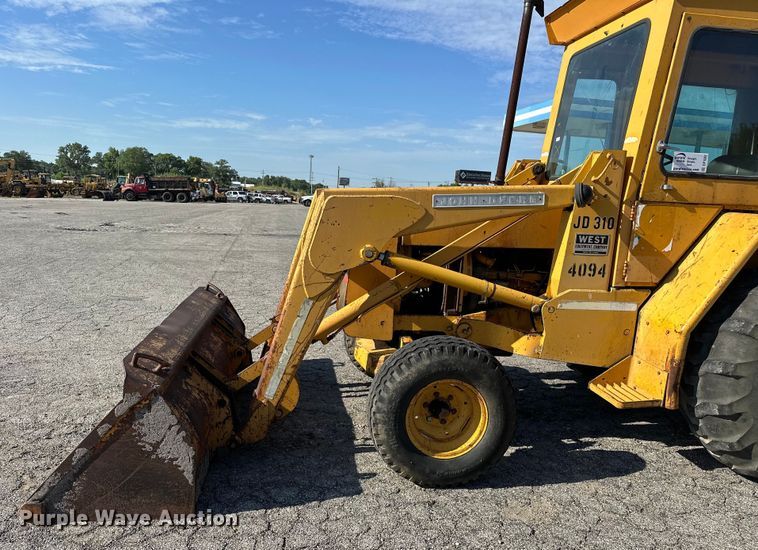 image for item DP1087 1973 John Deere 310 backhoe