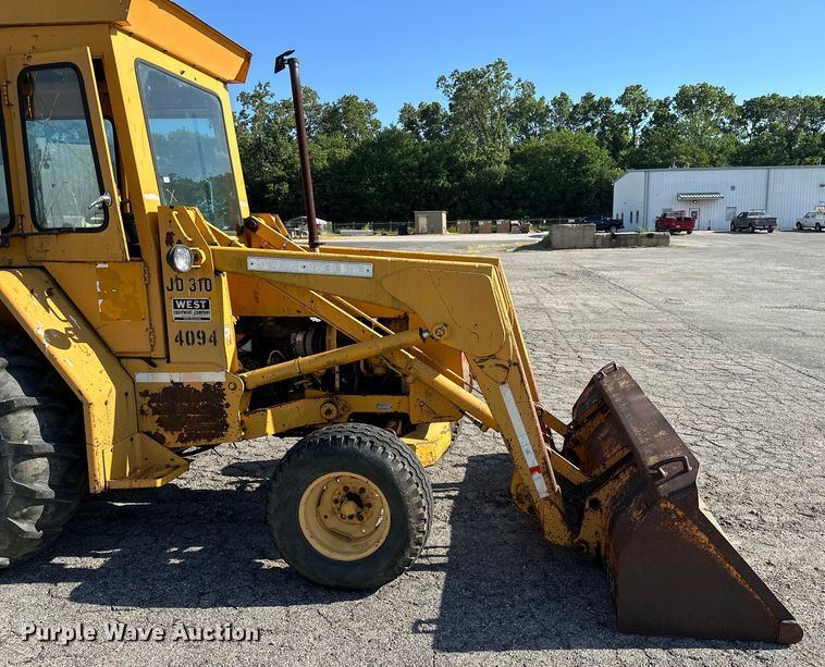 image for item DP1087 1973 John Deere 310 backhoe
