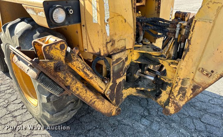 image for item DP1087 1973 John Deere 310 backhoe