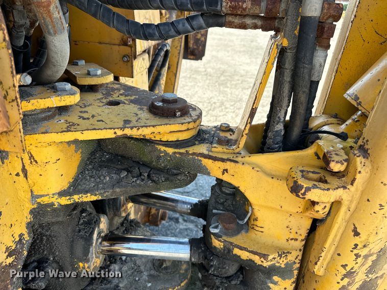 image for item DP1087 1973 John Deere 310 backhoe