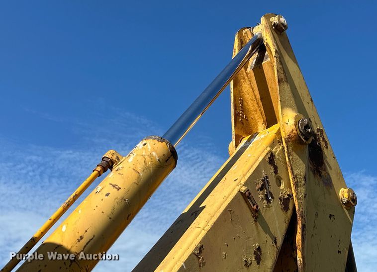 image for item DP1087 1973 John Deere 310 backhoe