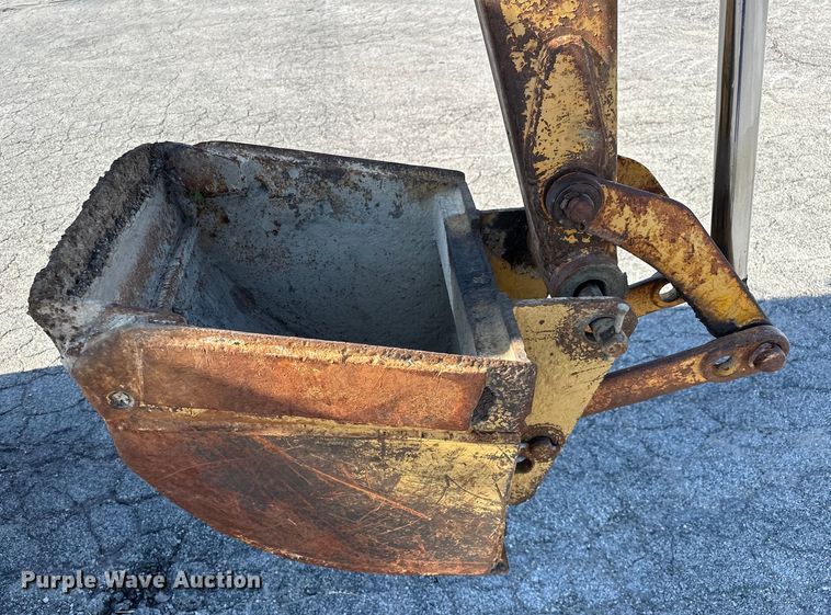 image for item DP1087 1973 John Deere 310 backhoe