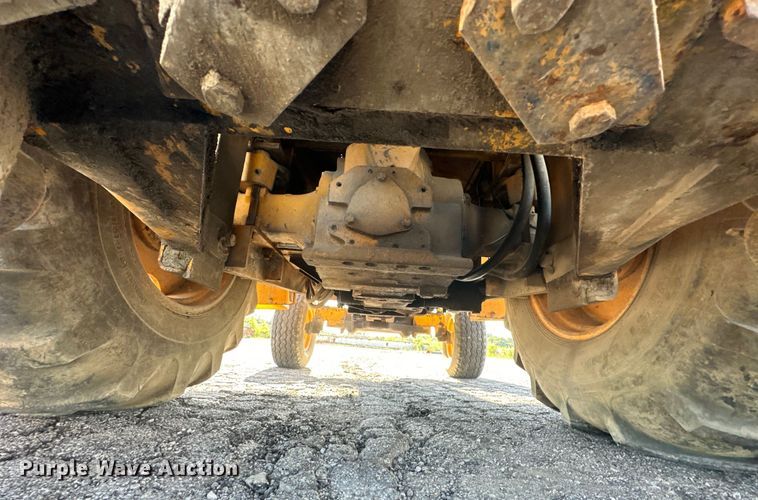 image for item DP1087 1973 John Deere 310 backhoe