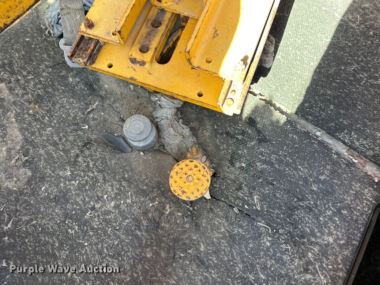 image for item DP1087 1973 John Deere 310 backhoe