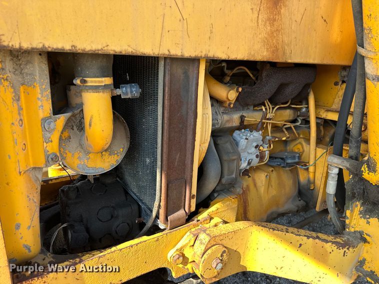 image for item DP1087 1973 John Deere 310 backhoe