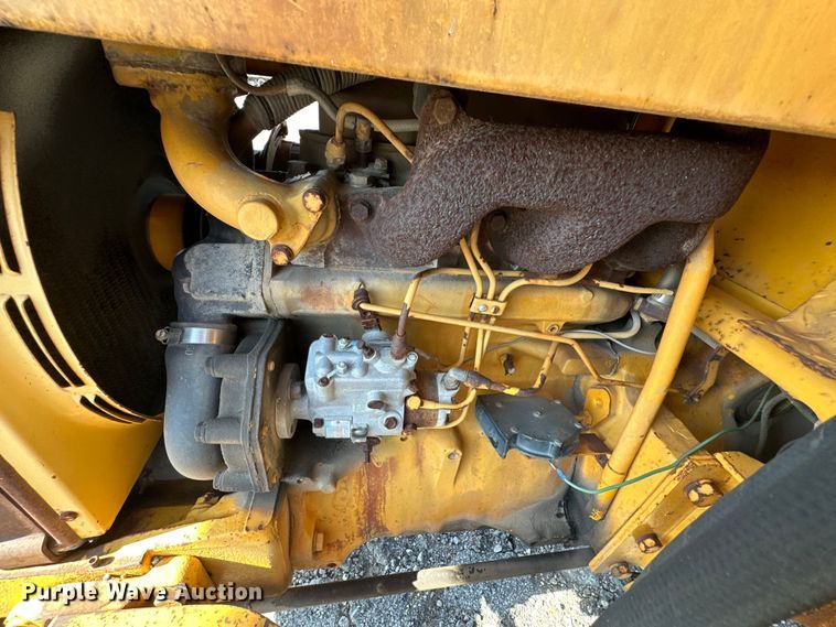 image for item DP1087 1973 John Deere 310 backhoe