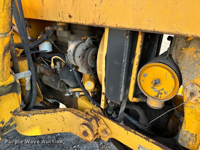 image for item DP1087 1973 John Deere 310 backhoe