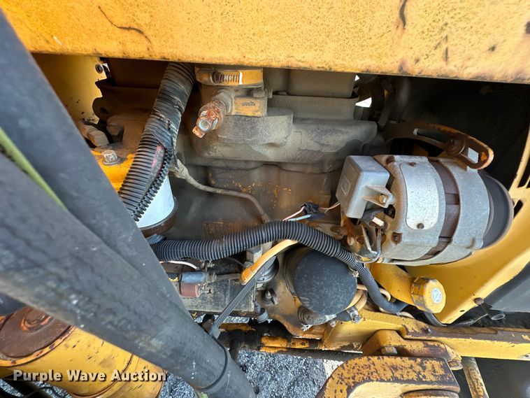 image for item DP1087 1973 John Deere 310 backhoe