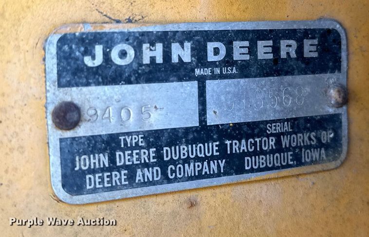 image for item DP1087 1973 John Deere 310 backhoe