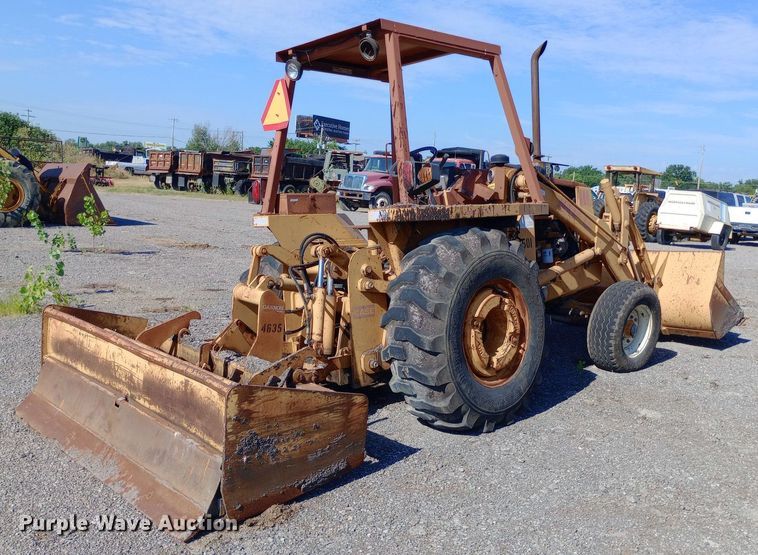image for item DP1088 1988 Case 480F landscape tractor