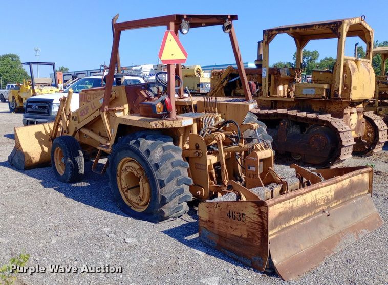 image for item DP1088 1988 Case 480F landscape tractor